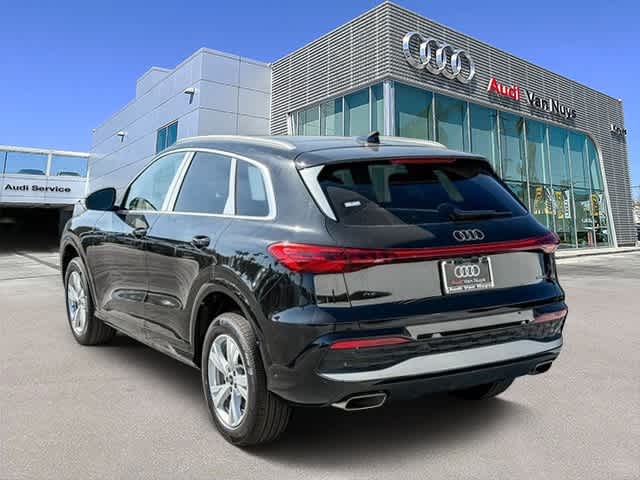 Thumbnail: 2025 Audi Q5 - 6