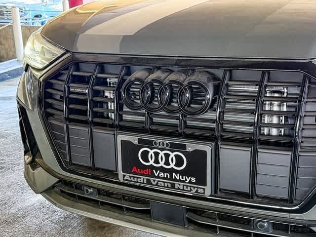 Thumbnail: 2025 Audi Q3 - 11