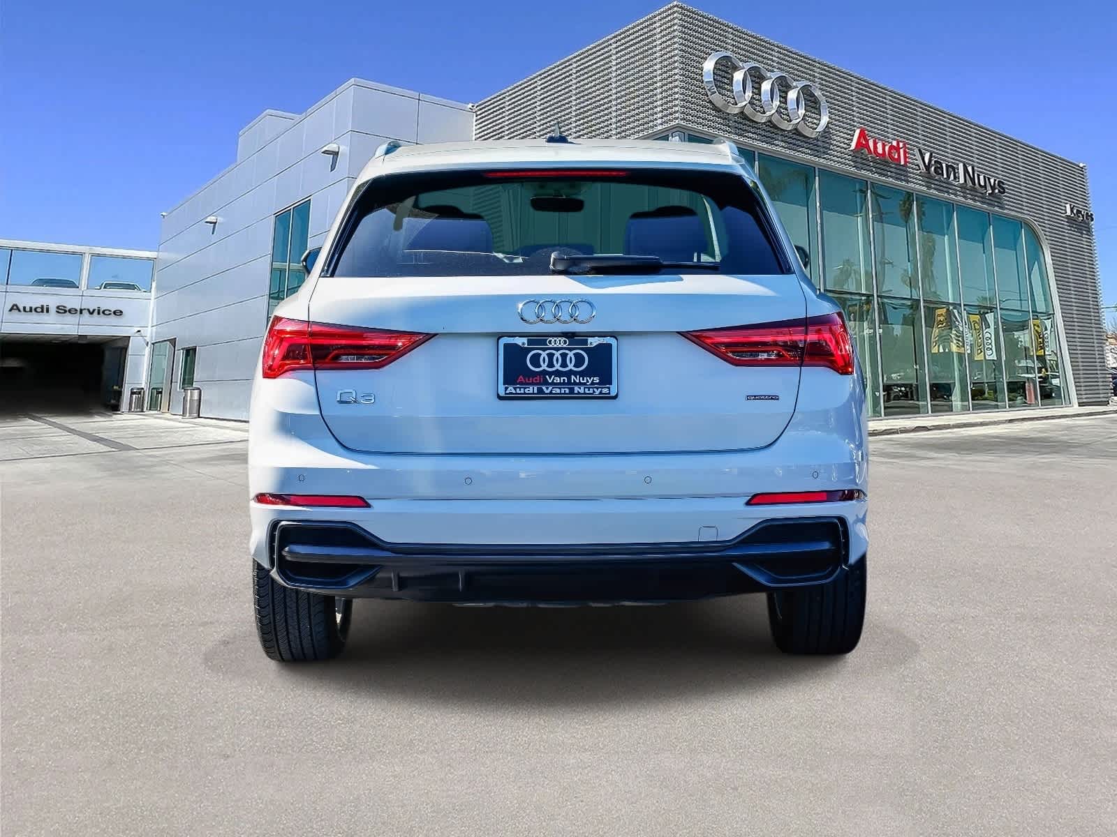 Thumbnail: 2022 Audi Q3 - 3