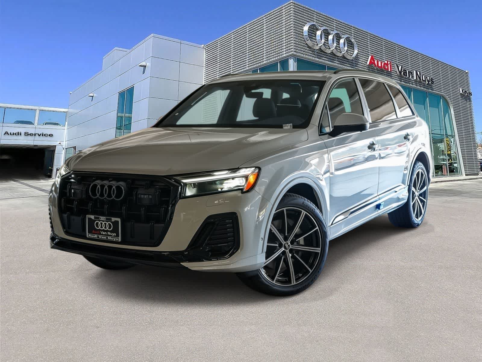 Thumbnail: 2026 Audi Q7 - 1