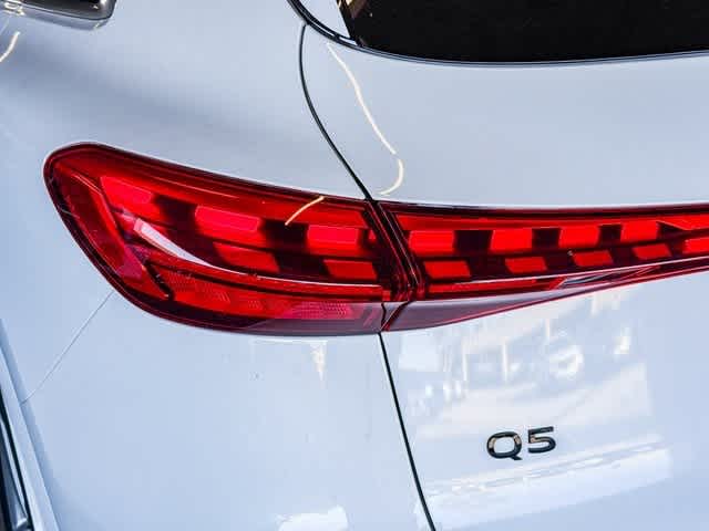 Thumbnail: 2025 Audi Q5 - 7