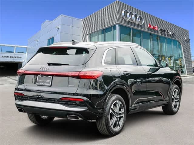 Thumbnail: 2025 Audi Q5 - 4