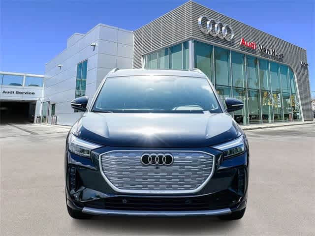Thumbnail: 2023 Audi Q4 e-tron - 6