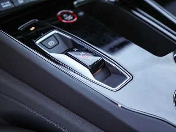 Thumbnail: 2026 Audi e-tron GT - 20