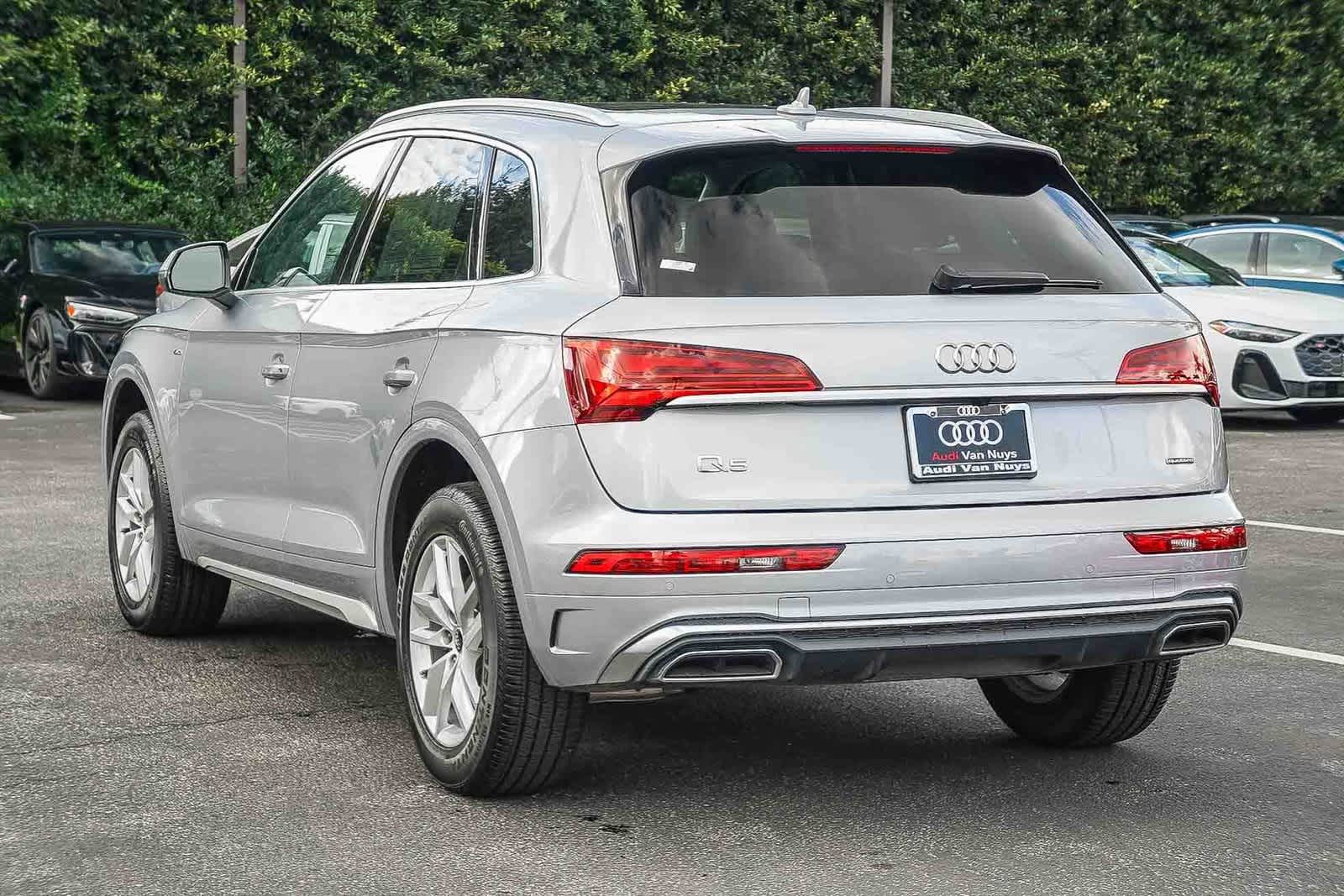 Thumbnail: 2023 Audi Q5 - 6