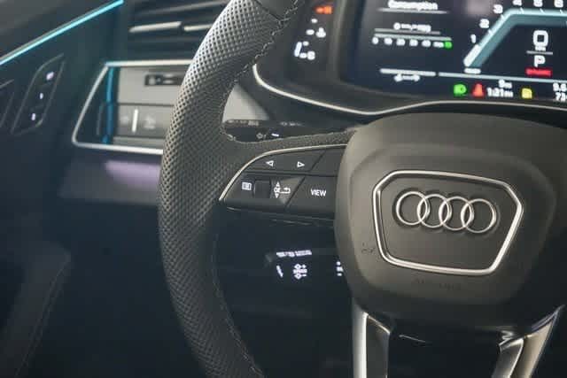 Thumbnail: 2025 Audi SQ7 - 21