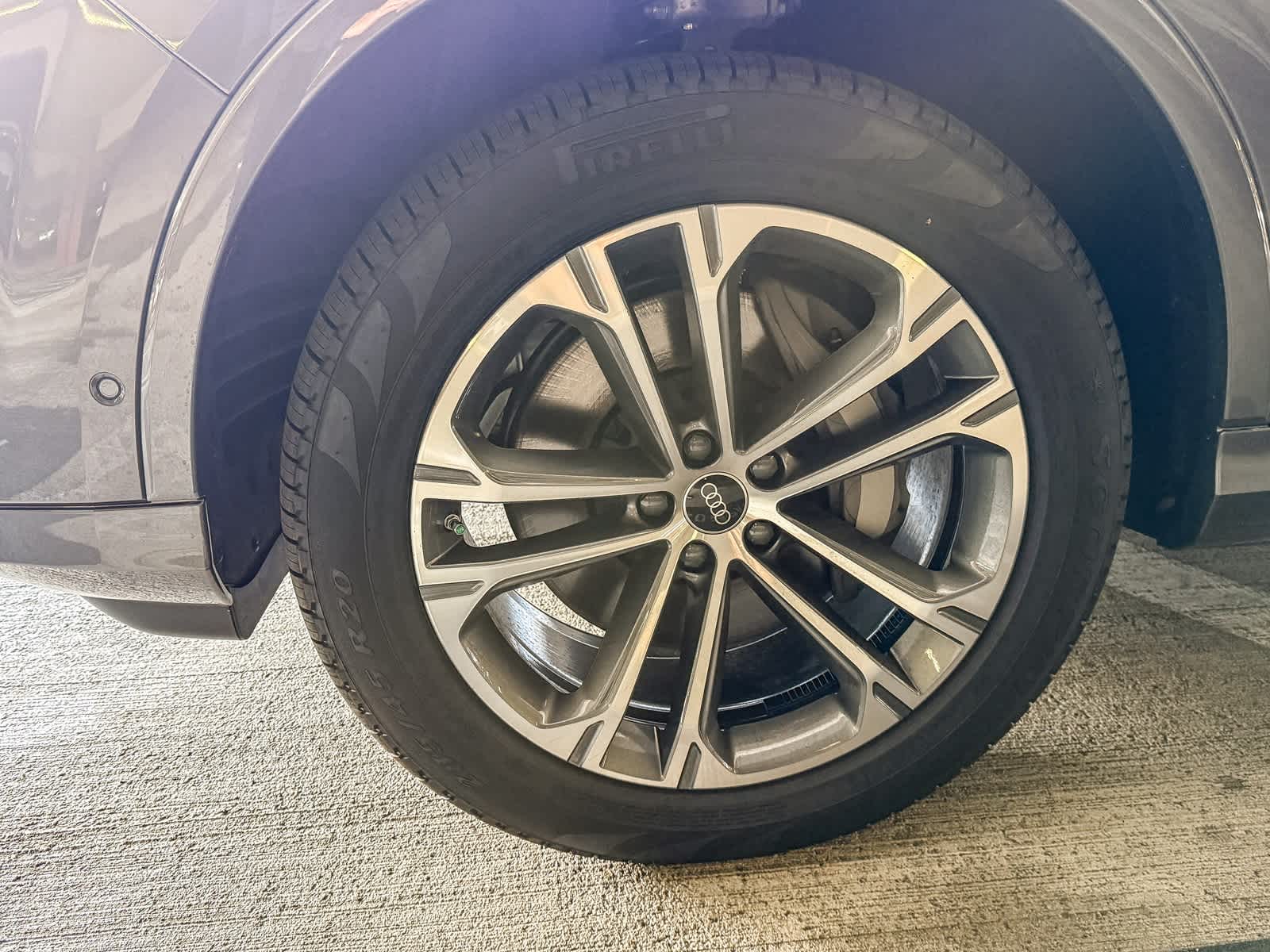 Thumbnail: 2026 Audi Q7 - 9