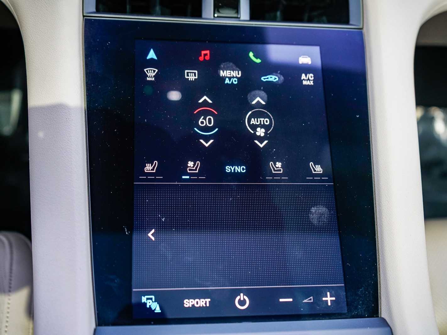 Thumbnail: 2023 Porsche Taycan - 23