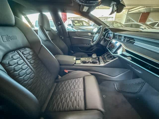 Thumbnail: 2025 Audi RS 7 - 17