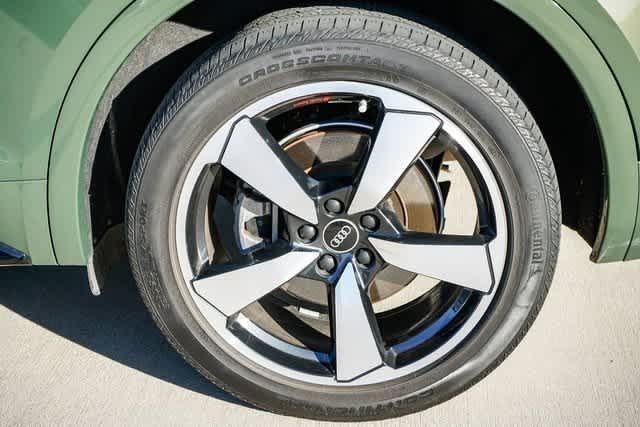 Thumbnail: 2022 Audi Q5 - 10