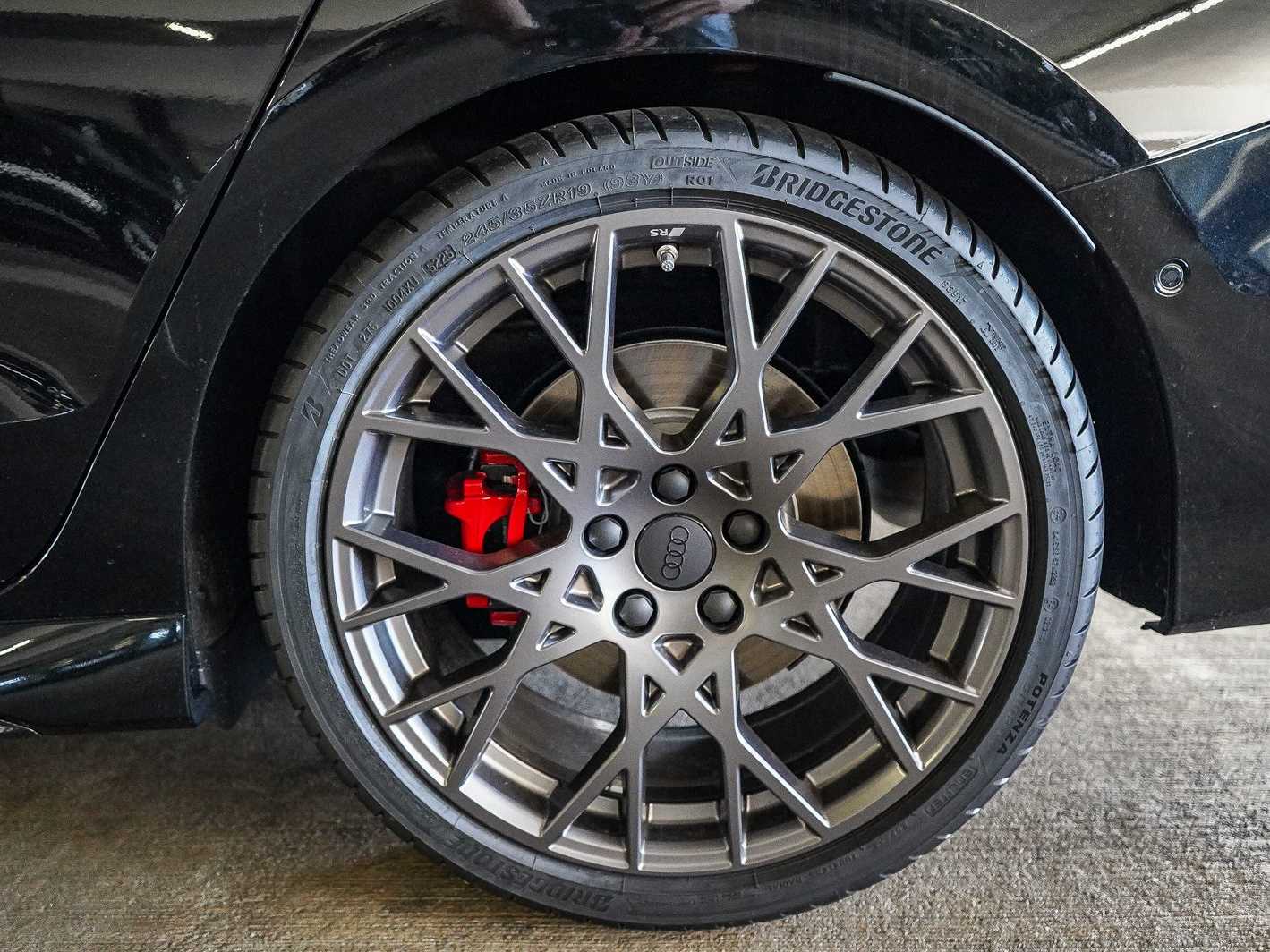 Thumbnail: 2026 Audi RS 3 - 8