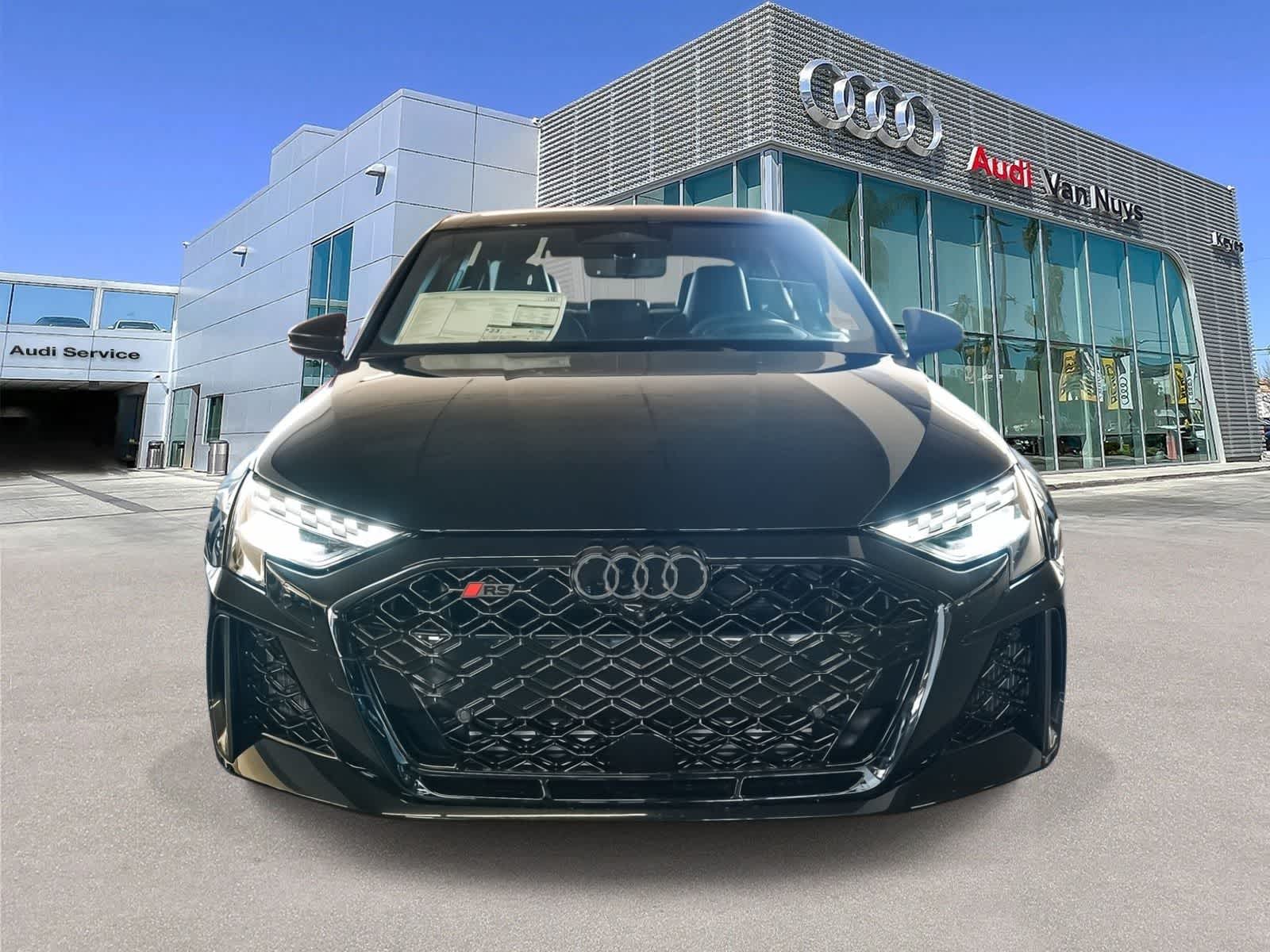 Thumbnail: 2026 Audi RS 3 - 2