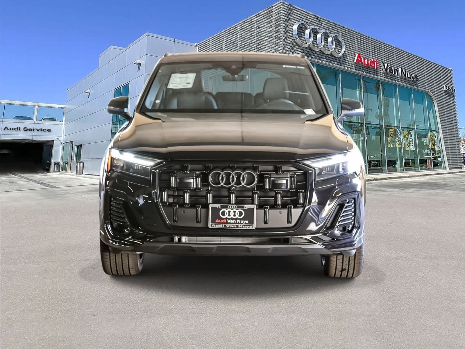 Thumbnail: 2026 Audi Q7 - 2