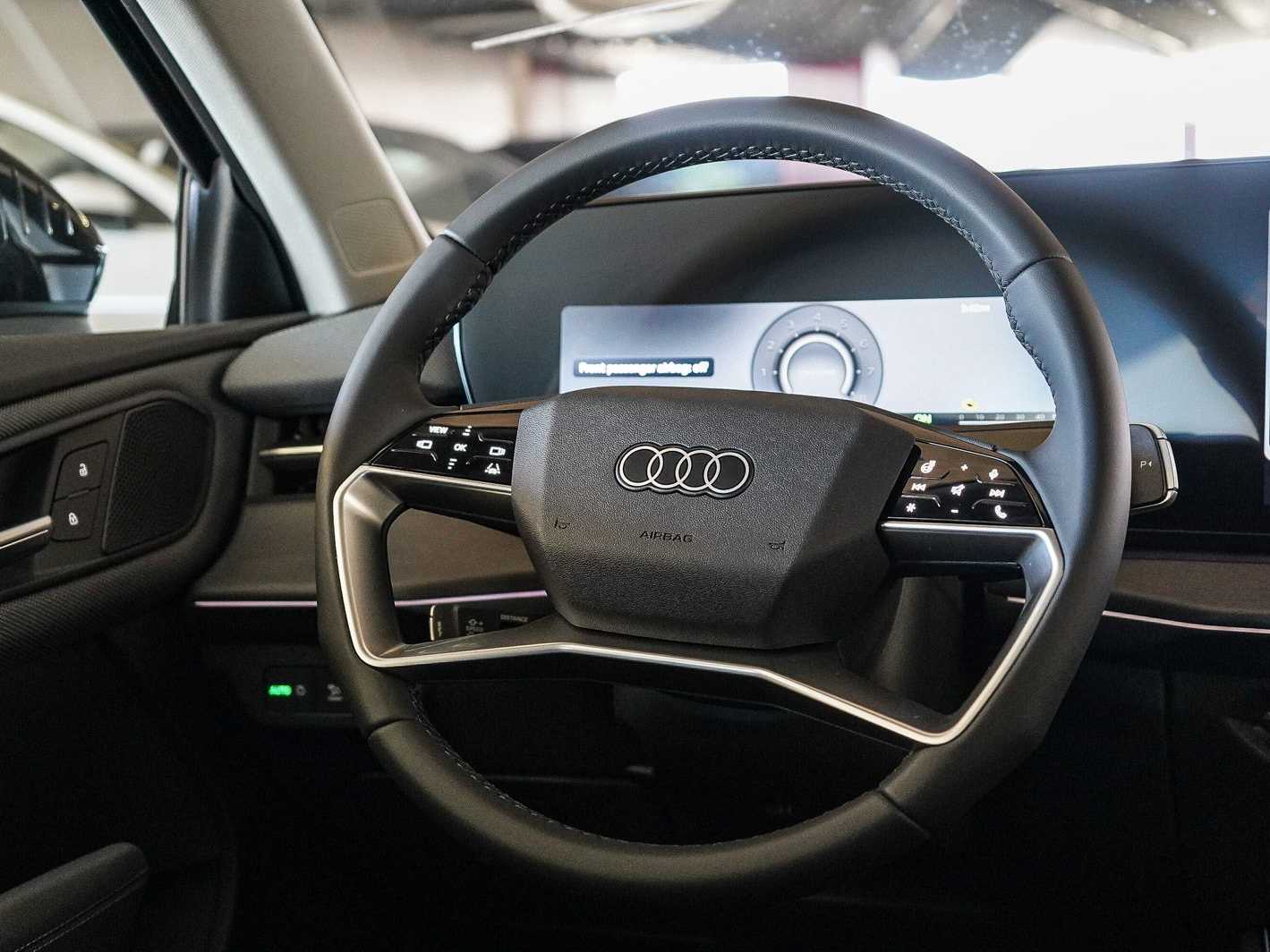 Thumbnail: 2026 Audi Q3 - 15
