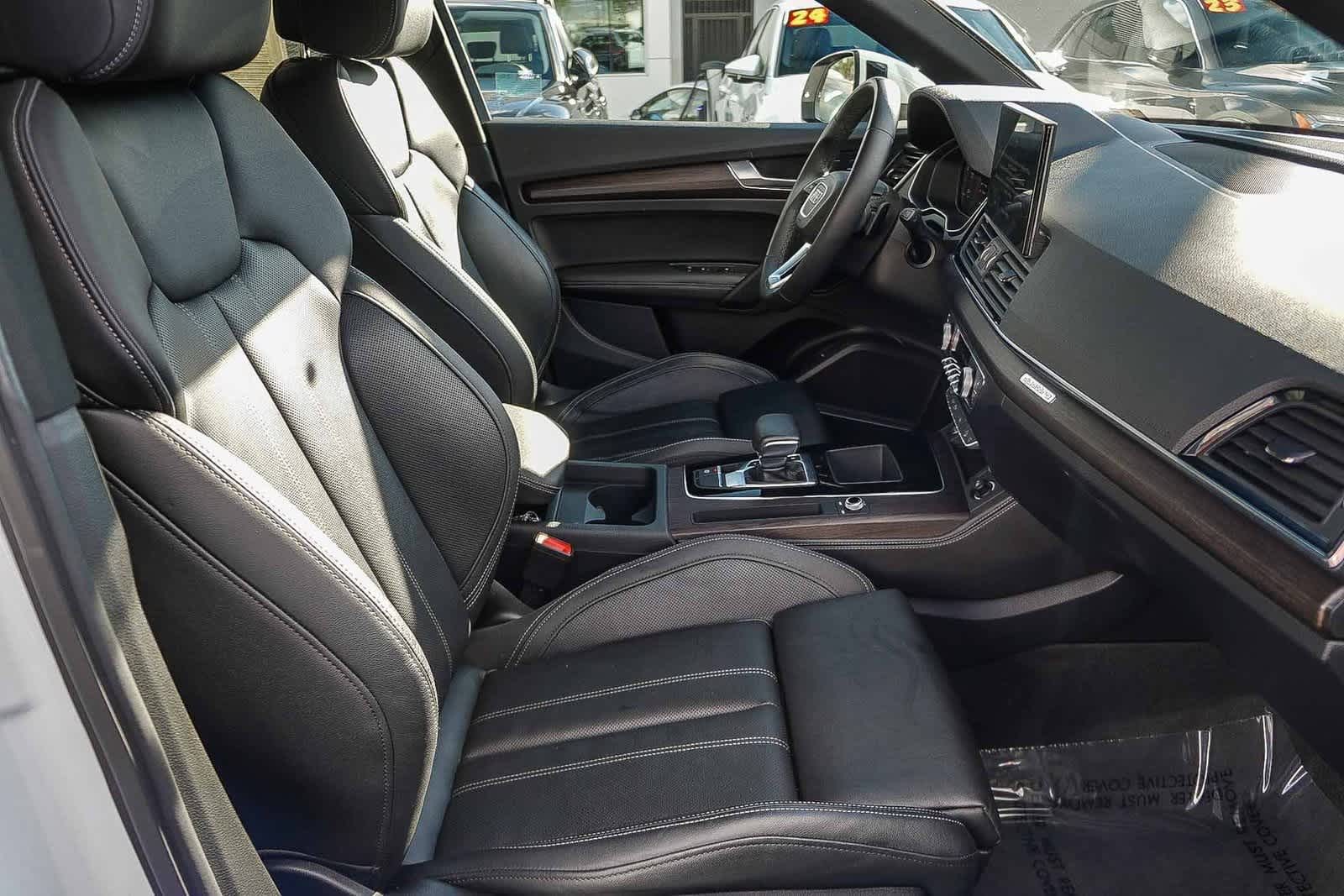 Thumbnail: 2023 Audi Q5 - 19