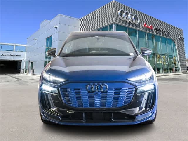 Thumbnail: 2025 Audi SQ6 e-tron - 6