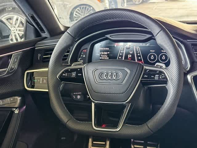 Thumbnail: 2025 Audi RS 7 - 15