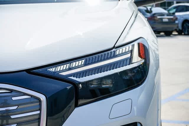 Thumbnail: 2023 Audi Q4 e-tron - 7