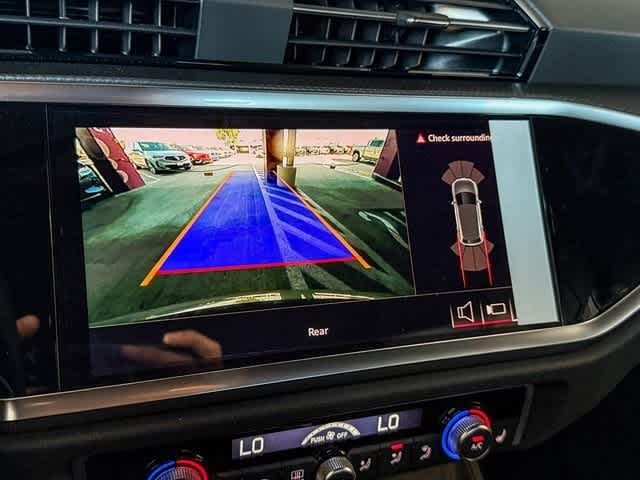 Thumbnail: 2025 Audi Q3 - 25