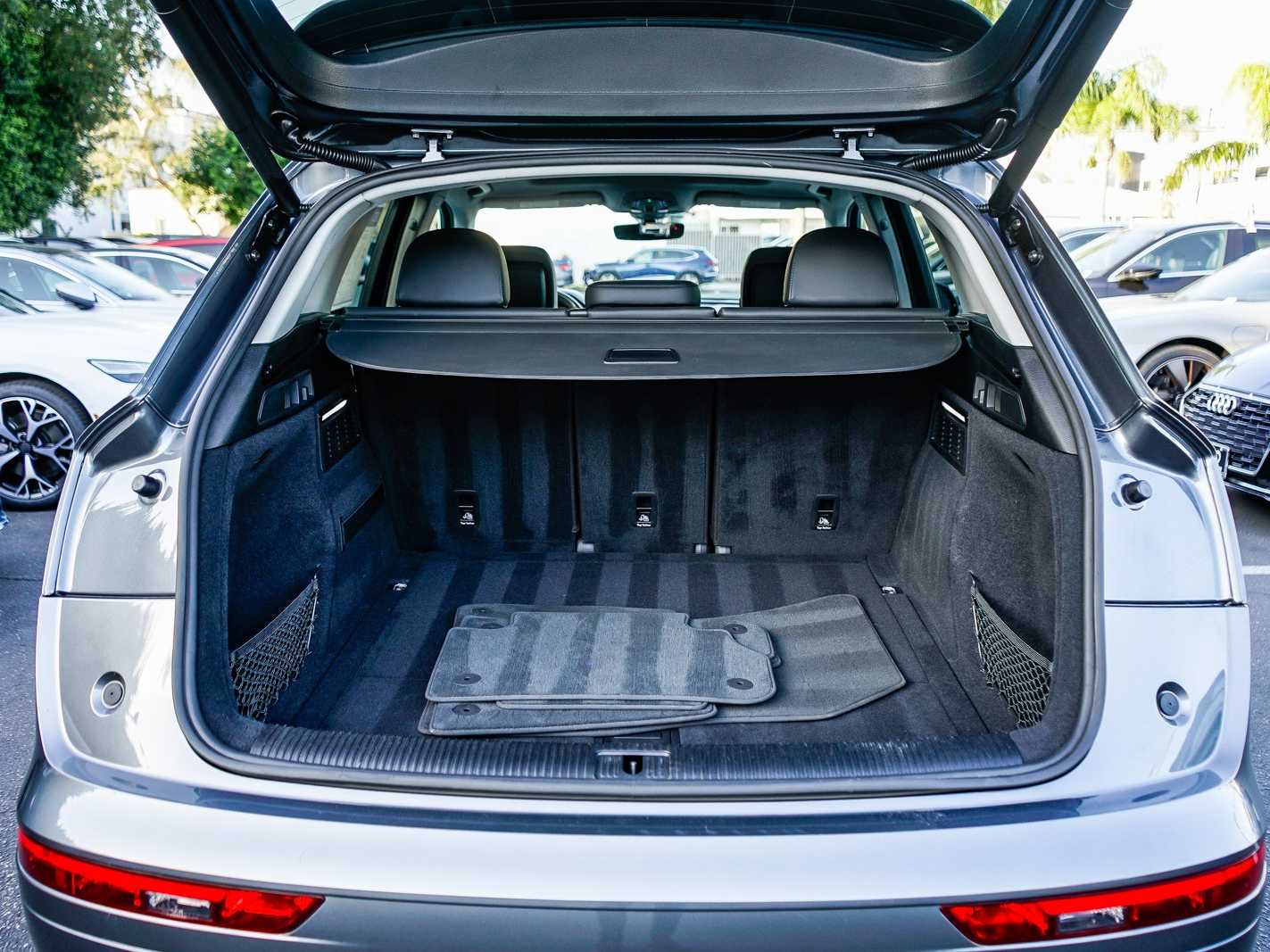 Thumbnail: 2019 Audi Q5 - 27