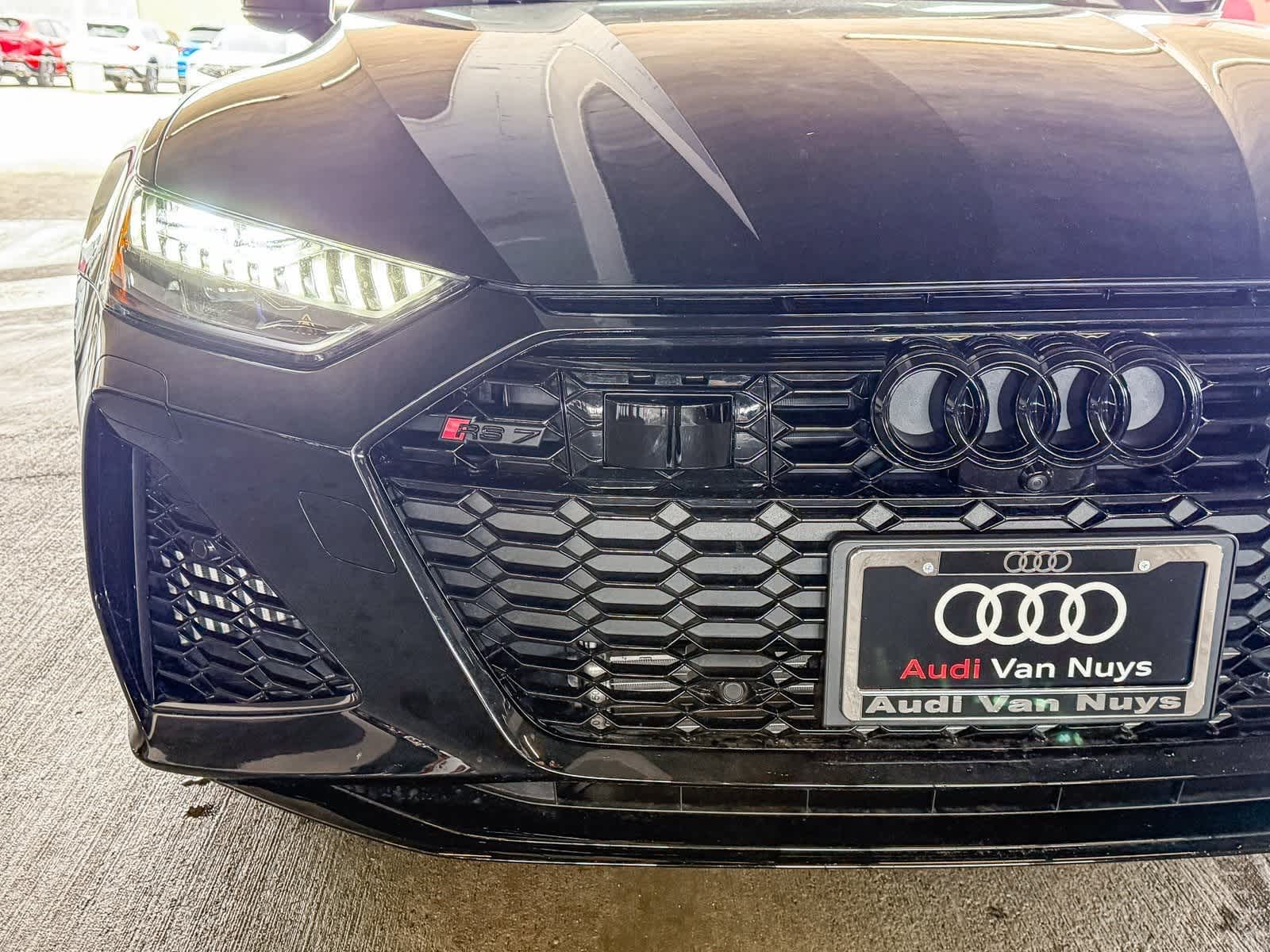 Thumbnail: 2025 Audi RS 7 - 11