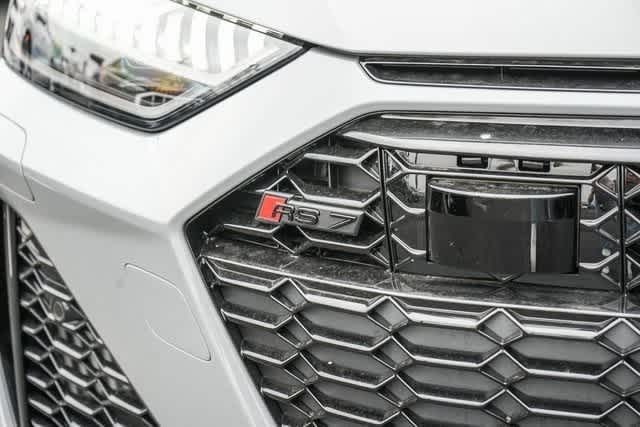 Thumbnail: 2025 Audi RS 7 - 10