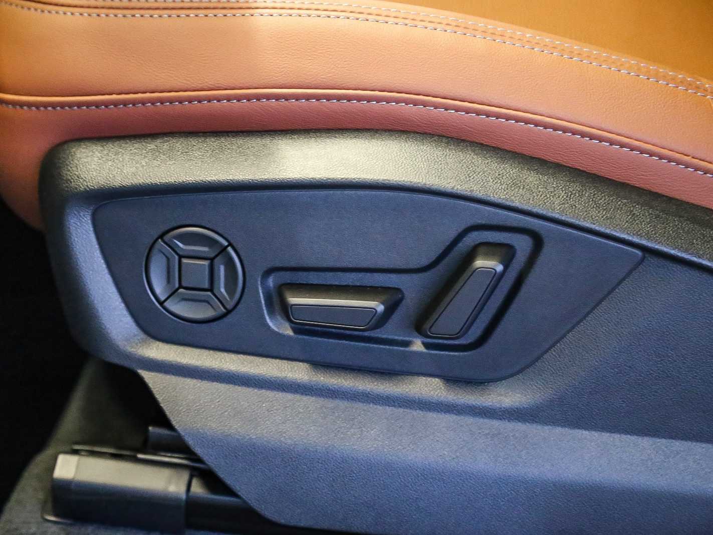 Thumbnail: 2026 Audi Q7 - 20