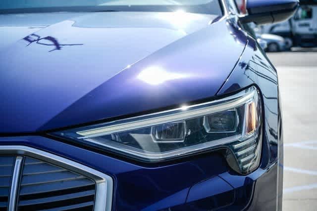 Thumbnail: 2022 Audi e-tron - 7