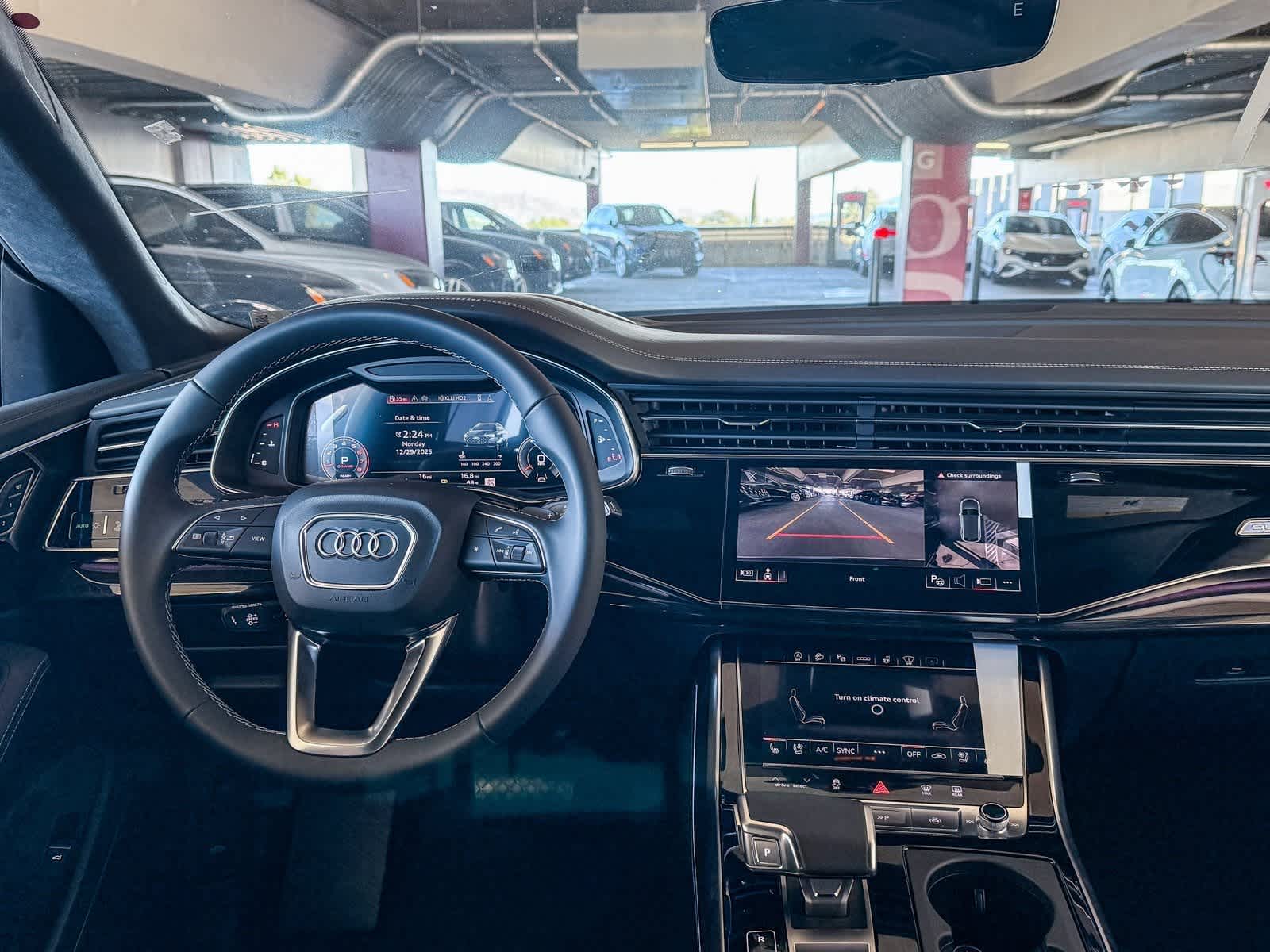 Thumbnail: 2026 Audi Q8 - 13