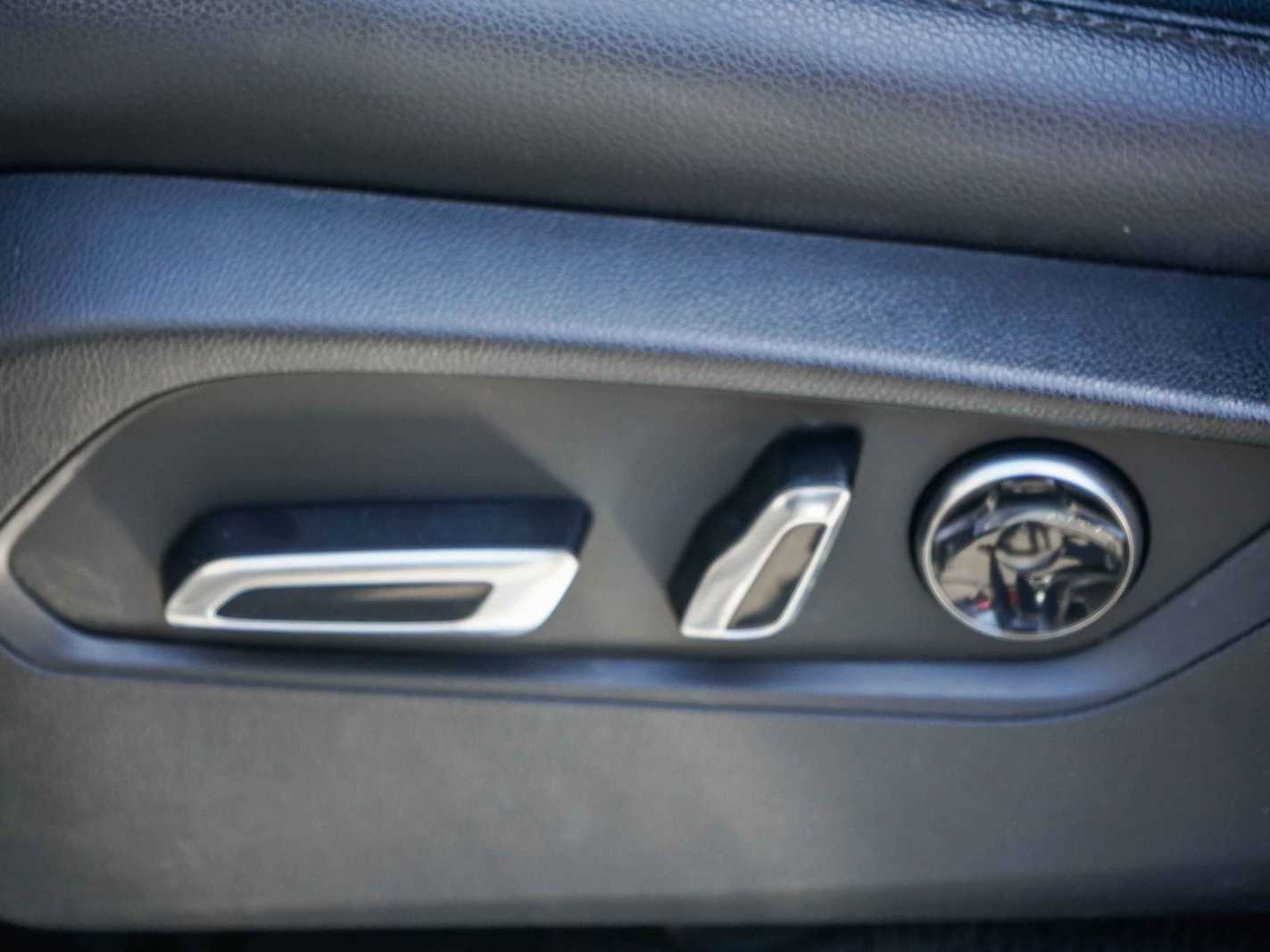Thumbnail: 2021 Acura RDX - 20