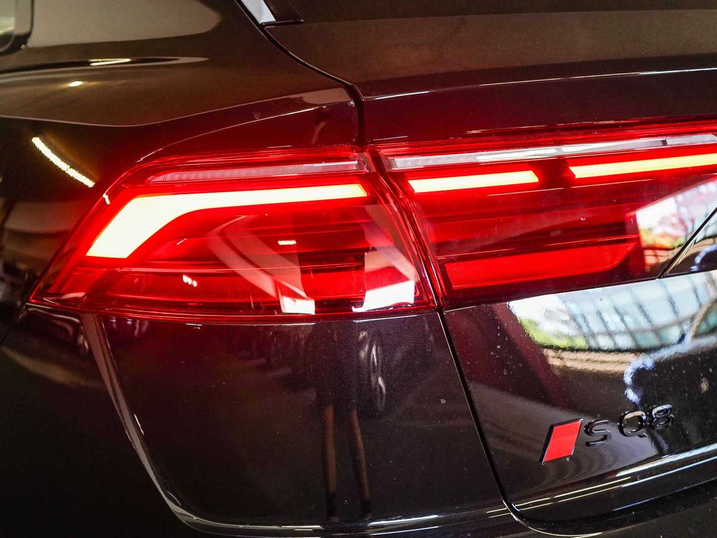 Thumbnail: 2026 Audi SQ8 - 7