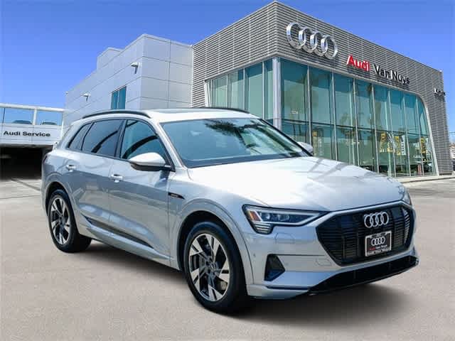 Thumbnail: 2022 Audi e-tron - 5