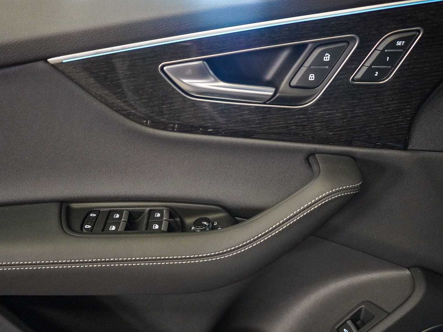 Thumbnail: 2026 Audi Q7 - 22
