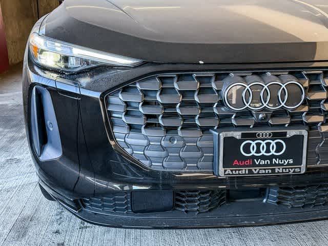 Thumbnail: 2025 Audi Q5 - 11