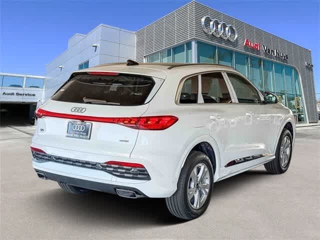 Thumbnail: 2025 Audi Q5 - 4