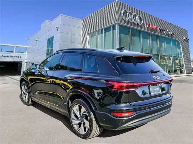 Thumbnail: 2025 Audi Q6 e-tron - 2