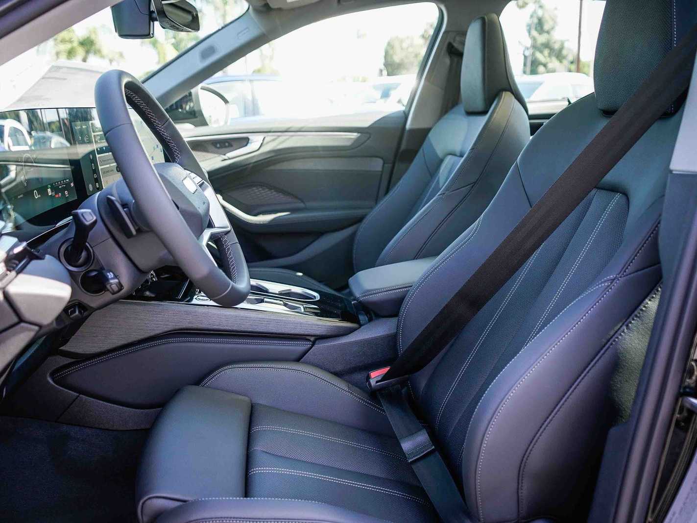 Thumbnail: 2026 Audi A6 - 17