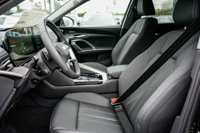 Thumbnail: 2025 Audi Q5 - 17