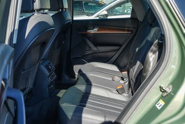 Thumbnail: 2022 Audi Q5 - 21