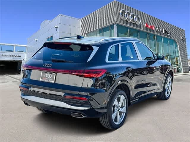 Thumbnail: 2025 Audi Q5 - 4