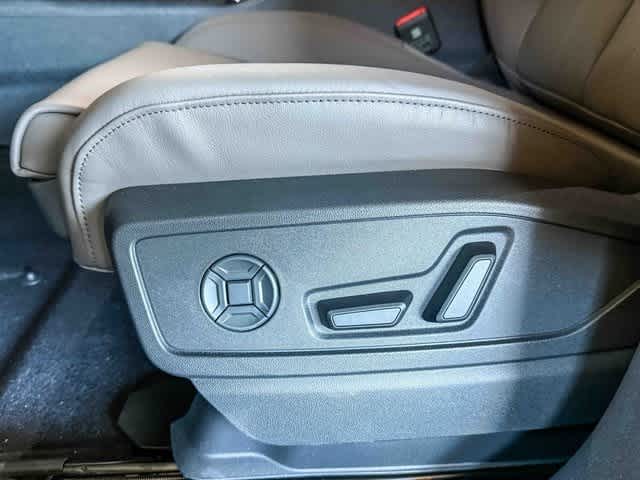 Thumbnail: 2025 Audi Q5 - 21