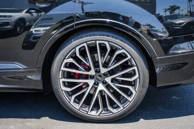 Thumbnail: 2025 Audi SQ7 - 15