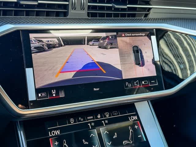 Thumbnail: 2026 Audi RS 6 - 25