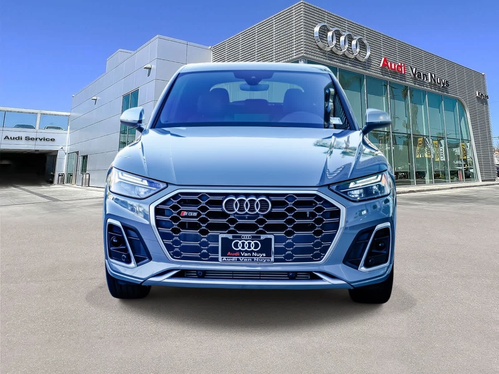 Thumbnail: 2022 Audi SQ5 - 6