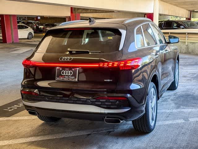 Thumbnail: 2025 Audi Q5 - 4
