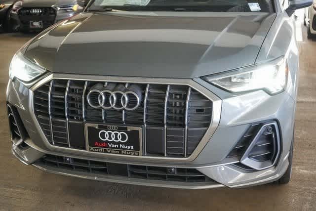 Thumbnail: 2025 Audi Q3 - 8