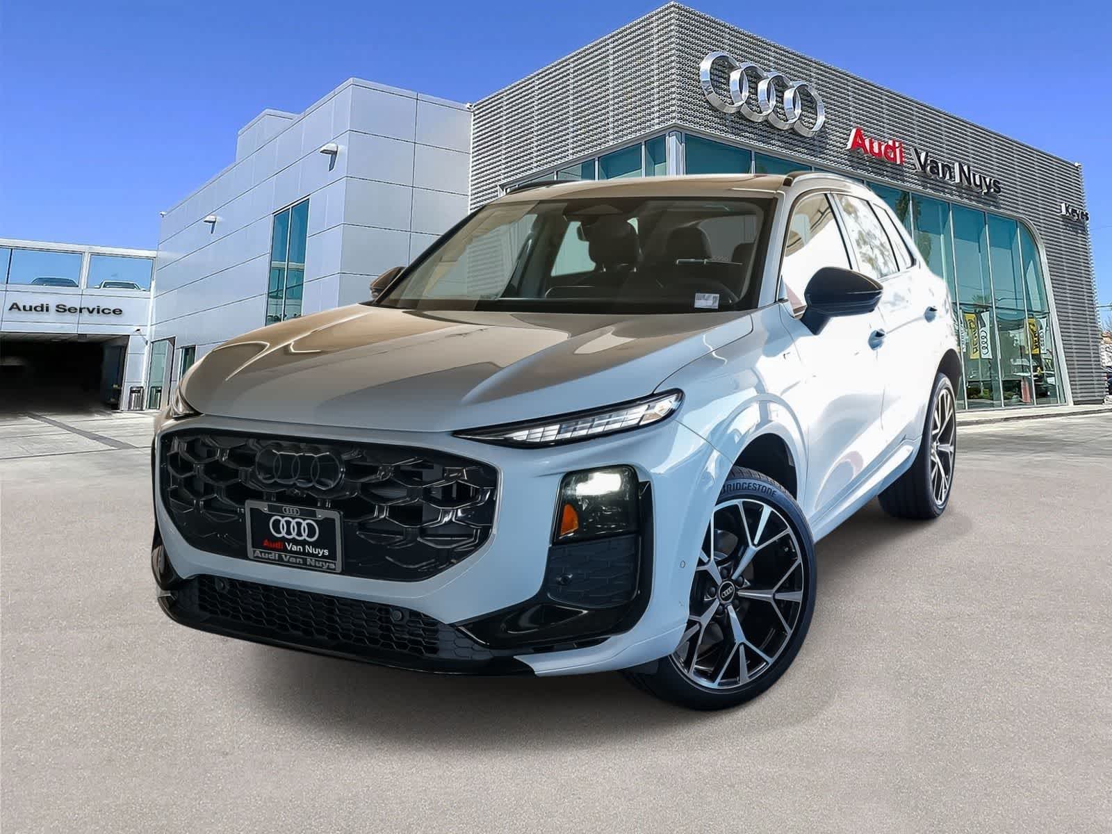 Thumbnail: 2026 Audi Q3 - 1