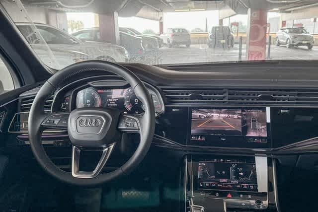 Thumbnail: 2025 Audi Q7 - 13