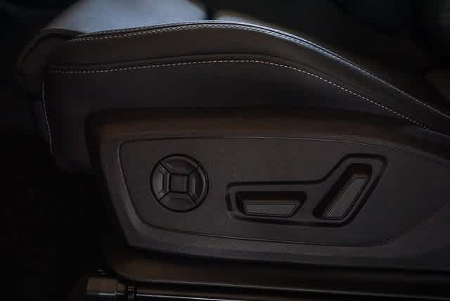 Thumbnail: 2025 Audi Q3 - 22