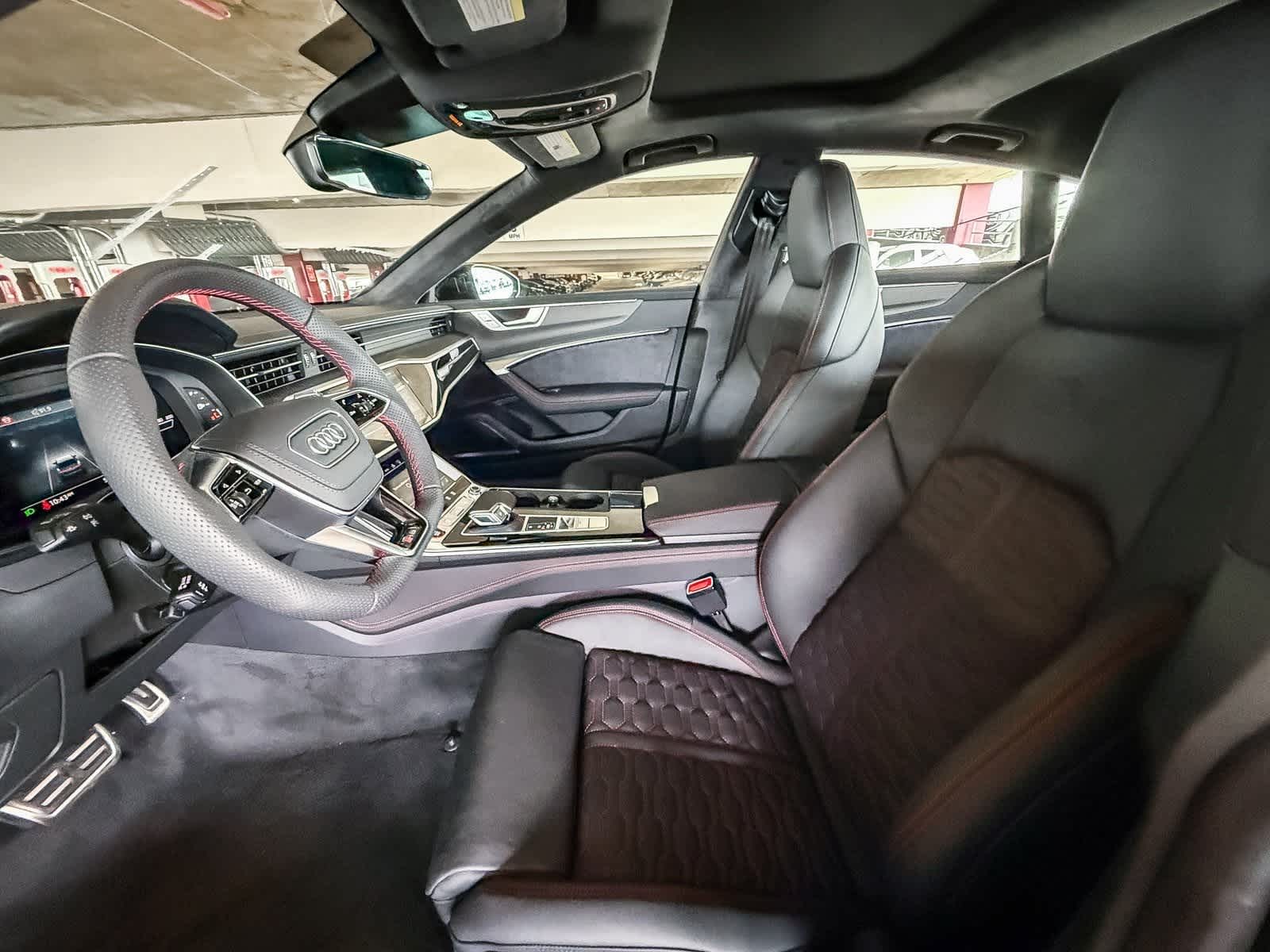 Thumbnail: 2025 Audi RS 7 - 19